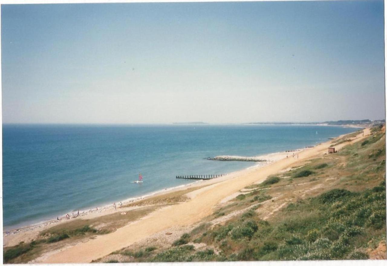 Pine Lodge Barton on Sea Kültér fotó